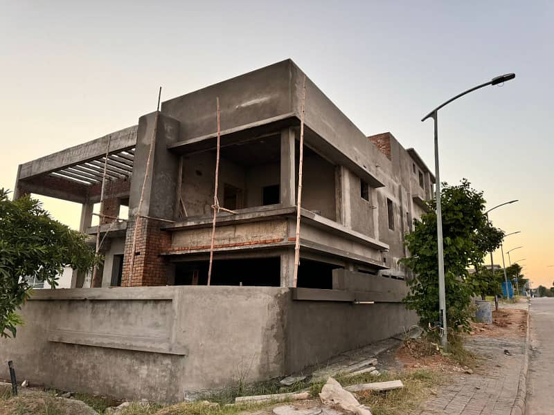 One Kanal Corner Grey House Structure Available For Sale In Top City -1 2