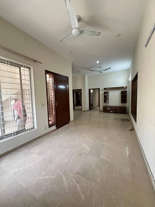 06 MARLA SEPARATE GATE LOWER PORTION FOR RENT IN JOHAR TOWN LAHORE 8