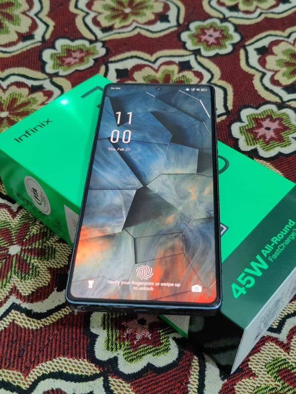 Infinix note 40 8+8-256gb 1