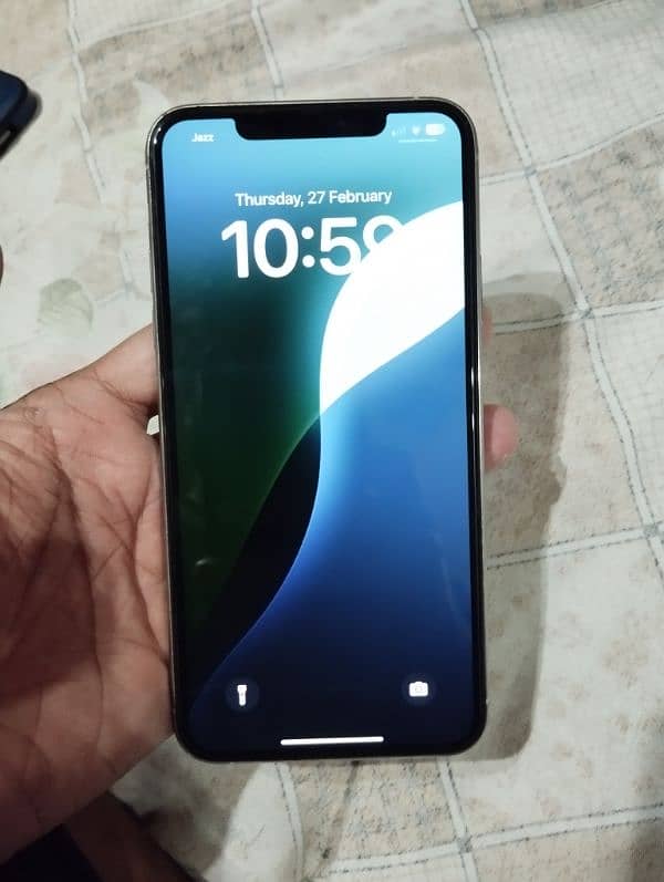 iphone 11 pro max 256GB PTA 2