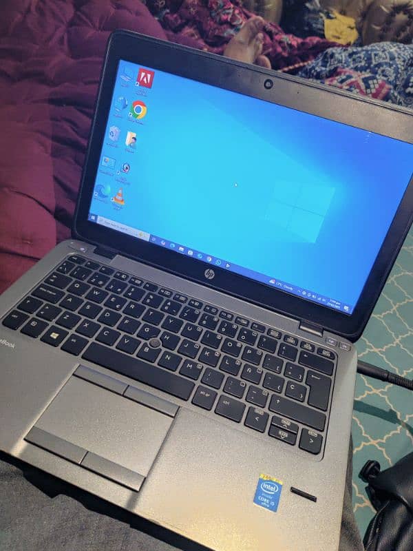 HP 820 i5 5th Gen 0