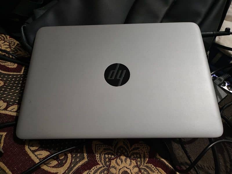 HP 820 i5 5th Gen 3