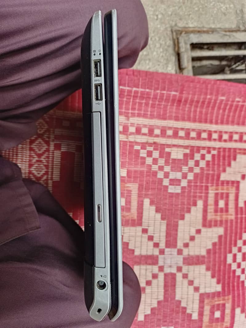 HP laptop urgent sales 3