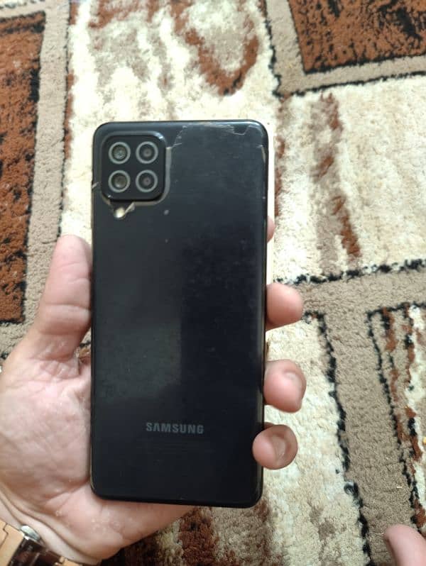 Samsung A22 4rom 128gb with original box 1