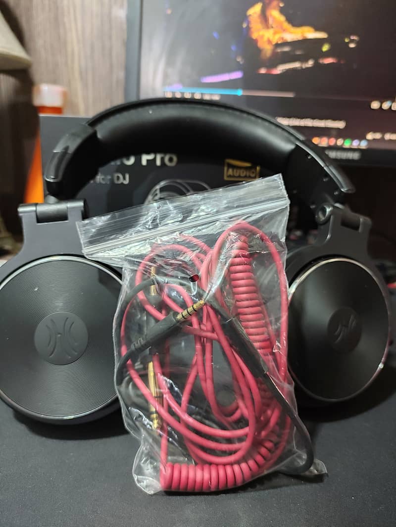 OneOdio DJ Pro 50 HiFi Audio Headphones 6