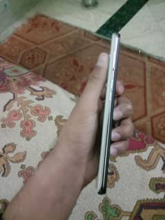 Mint condition Oppo F11 White Color