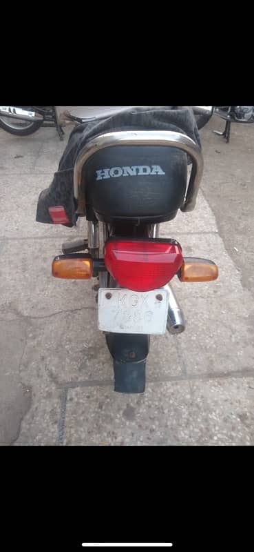 Honda 70 2013 6