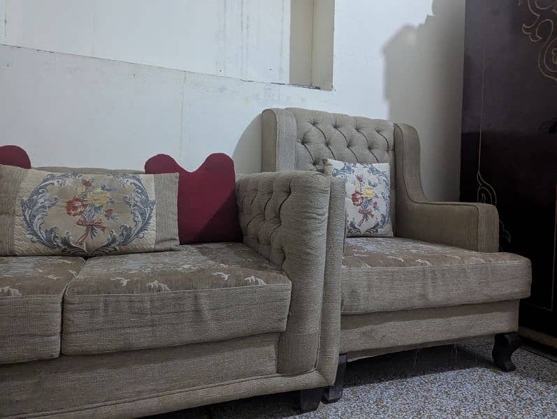 7 Seater Brand New Stylish Sofa Set Urgent for Sale 2