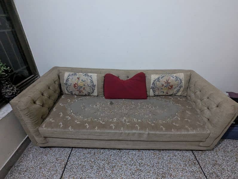 7 Seater Brand New Stylish Sofa Set Urgent for Sale 11