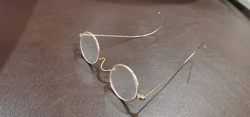 gold  eye glasses 2