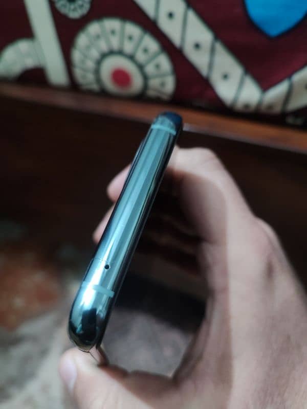 Selling One Plus 9 Pro in Excellent condition 4