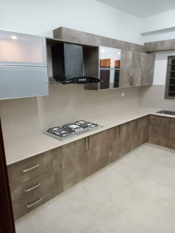 Brand New 3-Bedroom Flat For Rent In Askari 11 Lahore 7