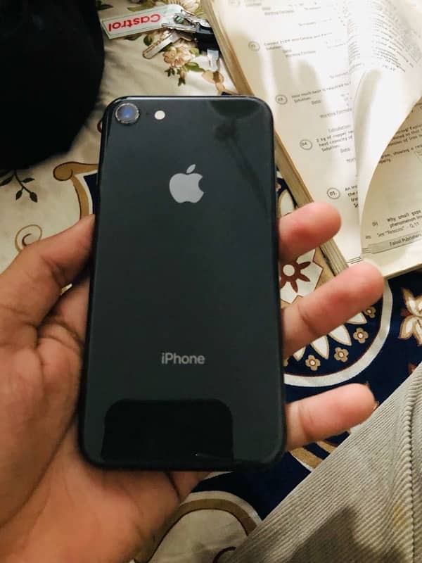 IPHONE 8 NON PTA 64 gb 1