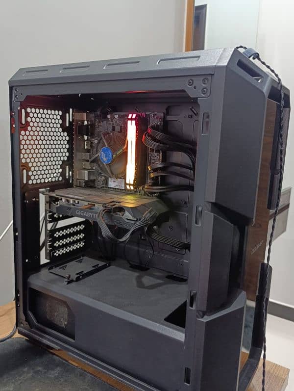 i5 10th Gen Gaming PC with 1660 Super 1