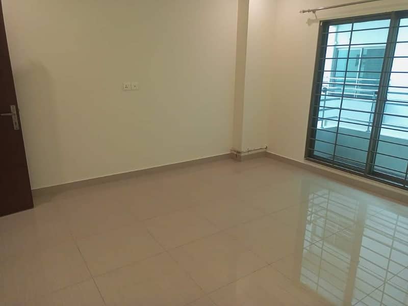 Brand New 3-Bedroom Flat For Rent In Askari 11 Lahore 5