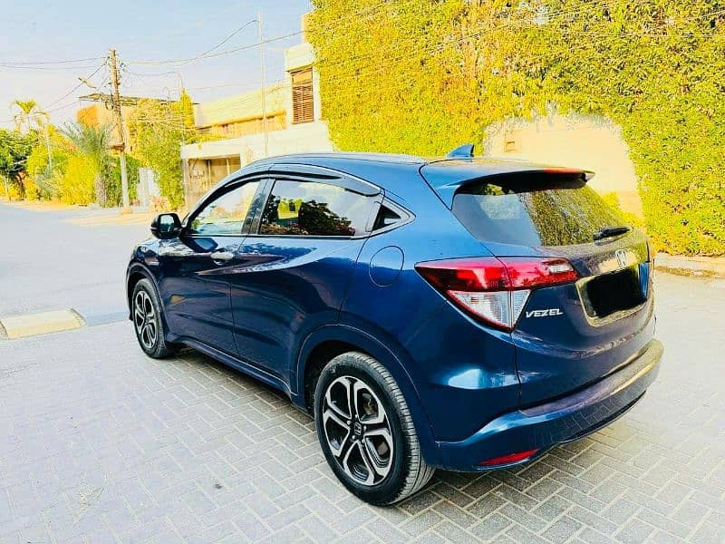 Honda Vezel 2015 3