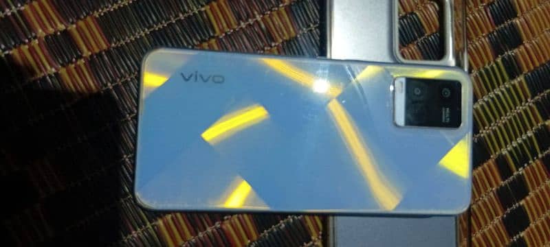 Vivo Y21A 4