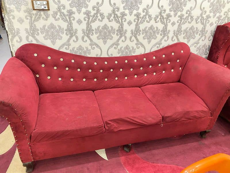 red wala sofa 5 seater ha 3