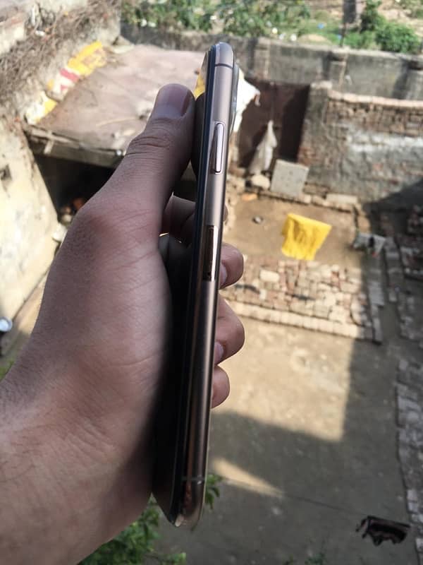 iphone 11 pro max physical pta approved 7