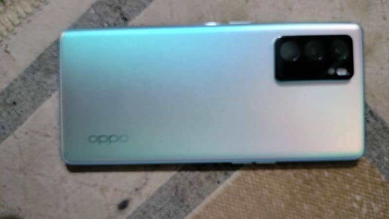 OPPO Reno 6 12/256 1