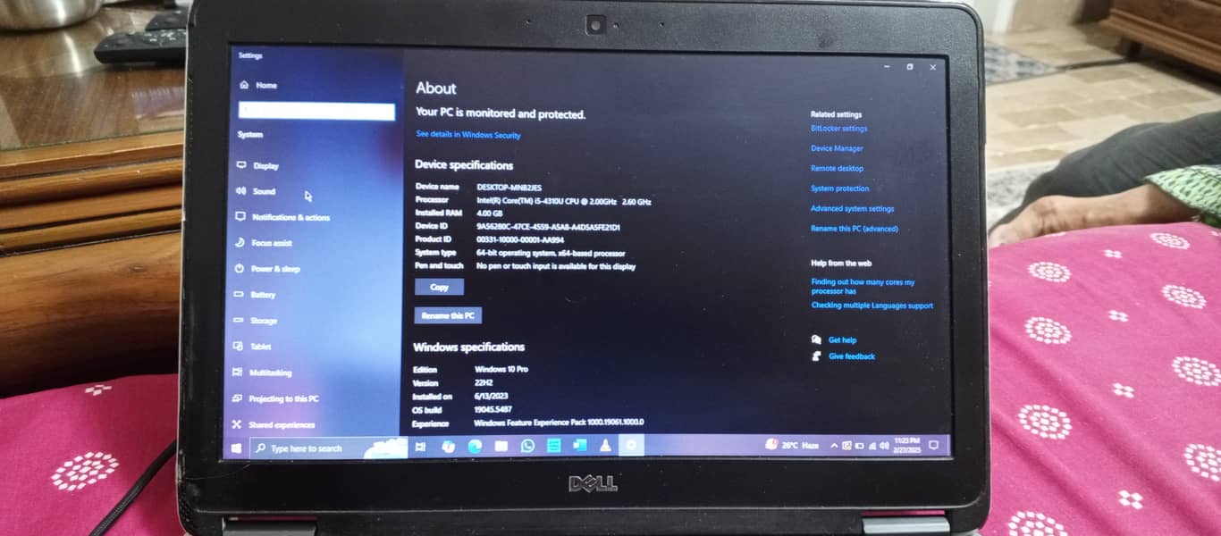 Dell Latitude E7240 Core i5 4GB 256GB SSD 1