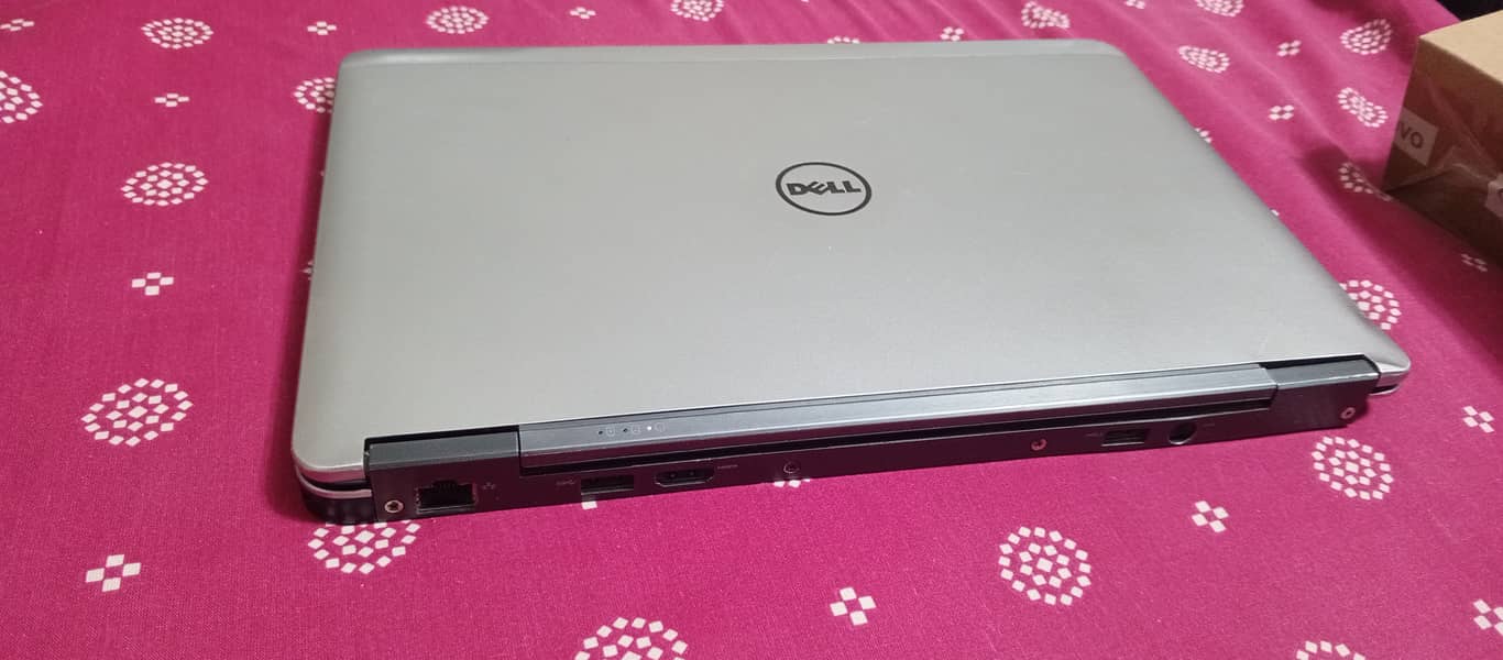 Dell Latitude E7240 Core i5 4GB 256GB SSD 3