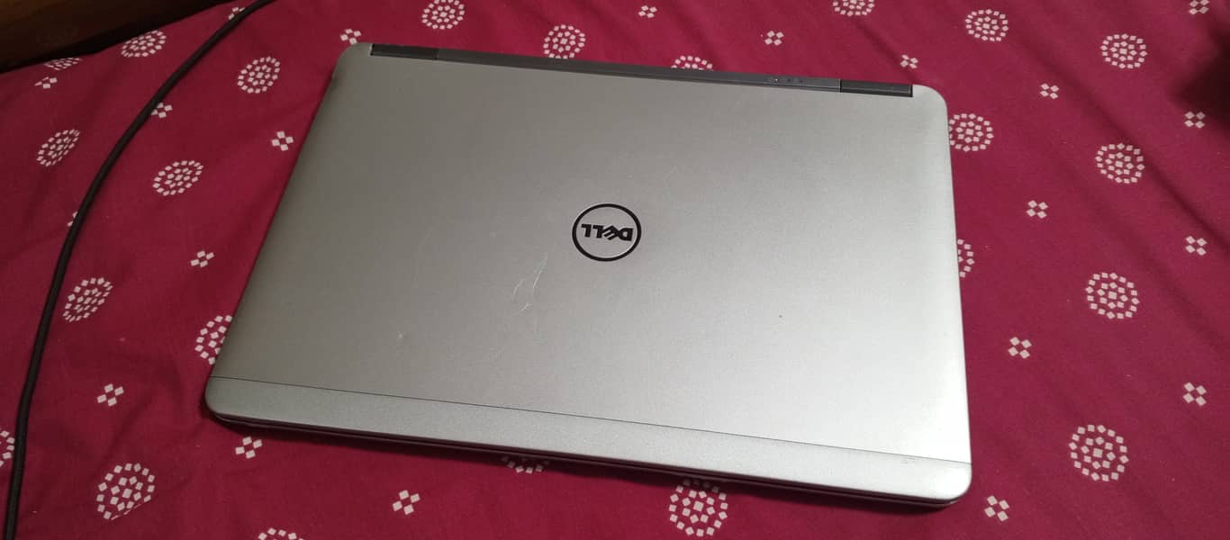 Dell Latitude E7240 Core i5 4GB 256GB SSD 6