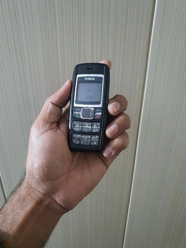 Nokia vintage phone 8