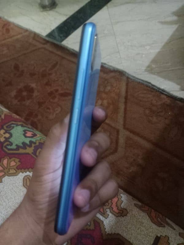 10 by 10 condition vivo Y17 double shining phone 4