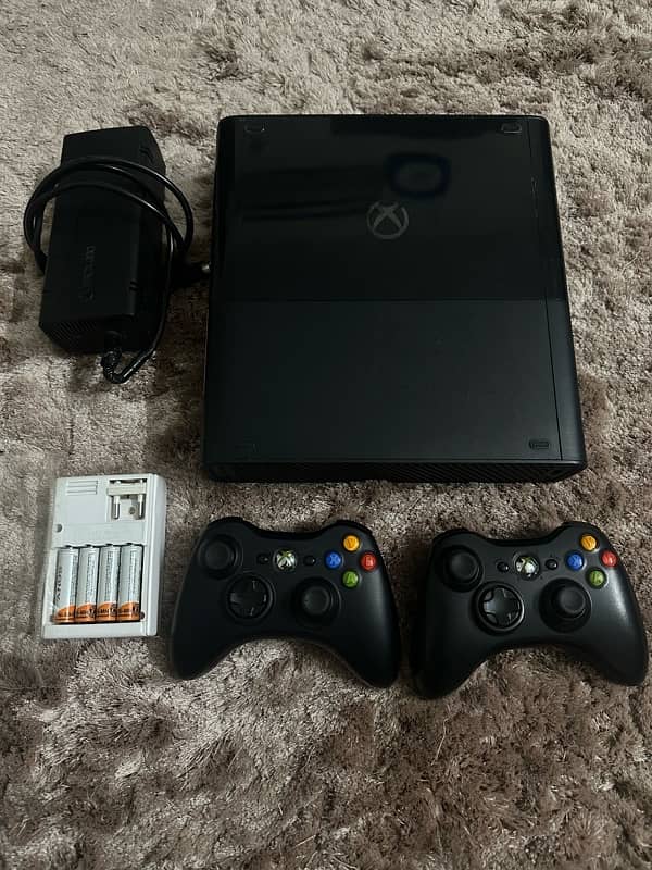 Xbox 360 E Jtag (latest model) with 40 games. 5