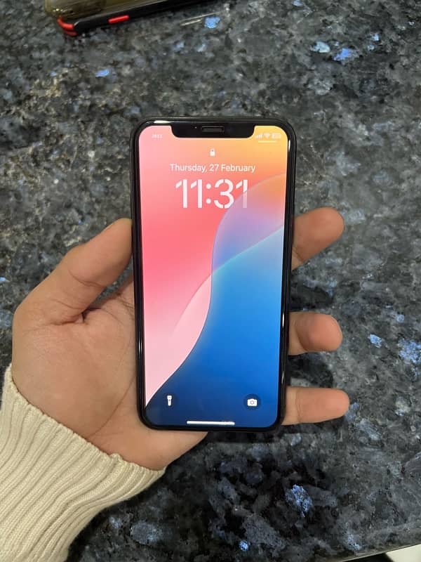 iPhone 11 Pro 256gb dual sim Pta approved 5