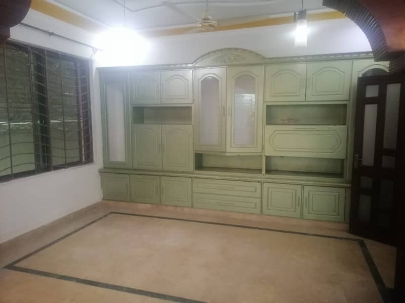 1 Kanal House For Rent 2