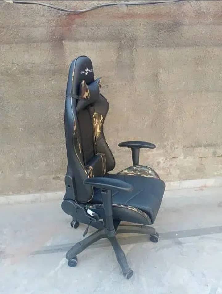 gaming chair 6