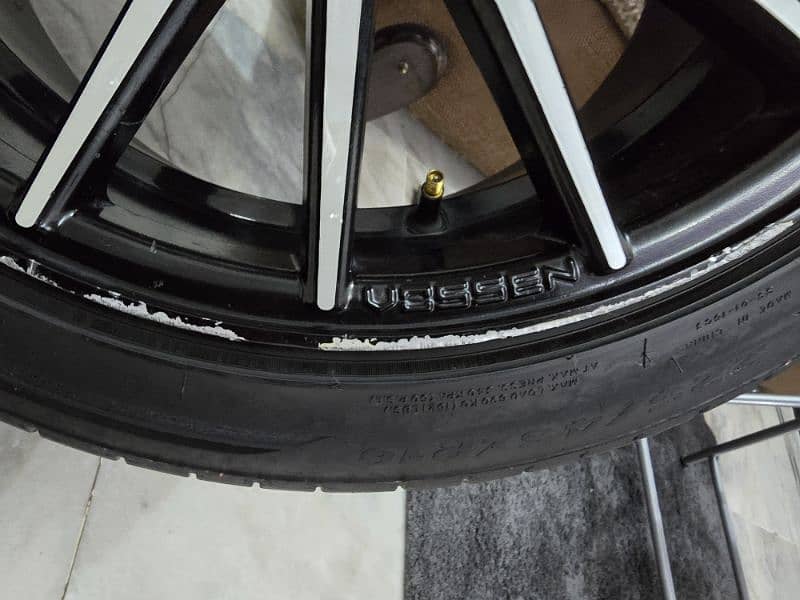 R18 sports staggered rims with 225/45/R18 tyres in Good condition 1