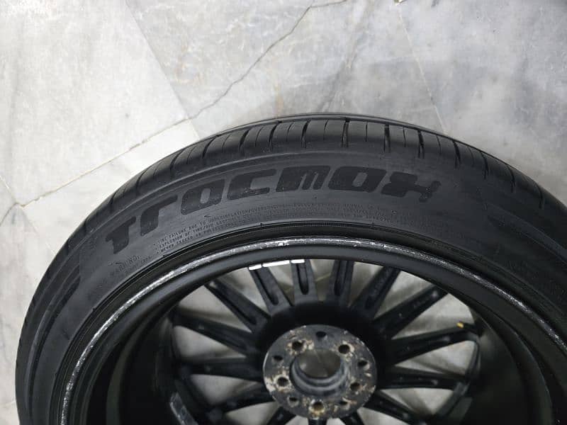 R18 sports staggered rims with 225/45/R18 tyres in Good condition 7