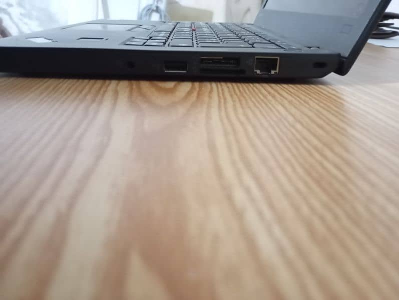 Lenovo Thinkpad X270 i5 6th Gen 5