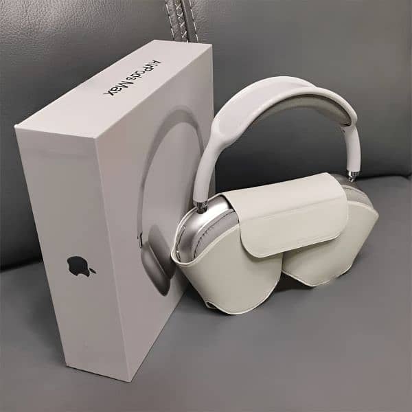 Apple AirPods Max Wireless Bluetooth With Case + Box 0