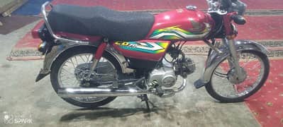 Honda CD 70 2023