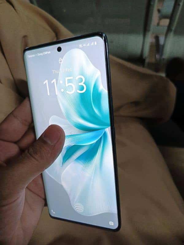 vivo v30e 8+8/256 2