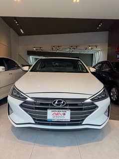 Hyundai Elantra GLS 2.0 Full Option