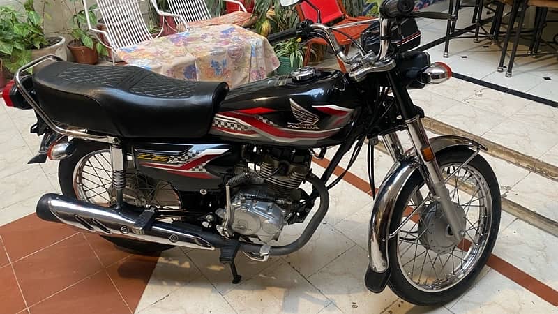 Honda Cg 125 2024 Applied for bike in Good condition 2