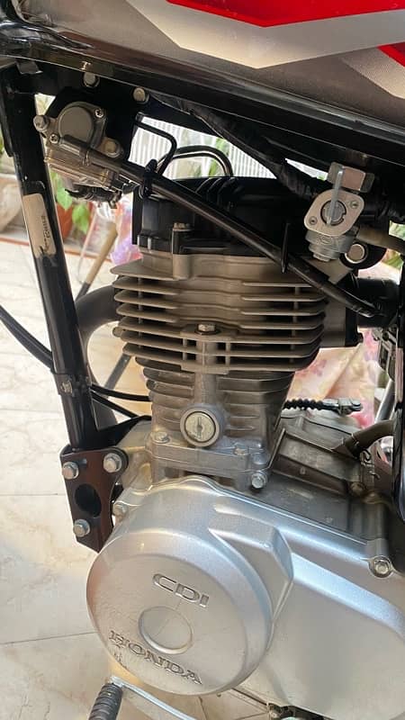 Honda Cg 125 2024 Applied for bike in Good condition 4