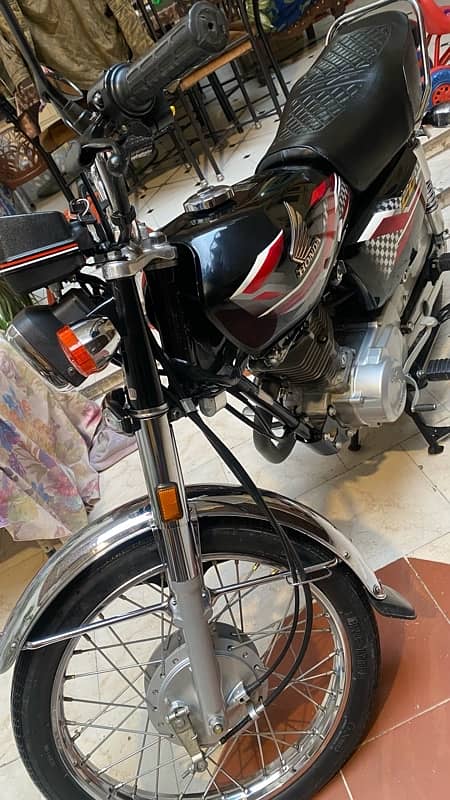 Honda Cg 125 2024 Applied for bike in Good condition 7