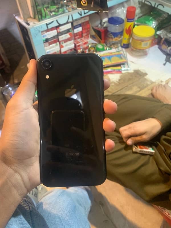 iPhone xr 64 gb 5