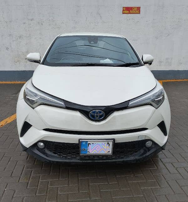 Toyota C-HR, 2017/23, White, Islamabad 5