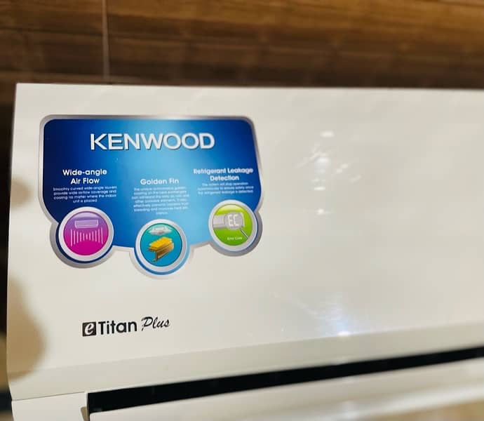 kENWOOD 1 ton hot and cool new condition non inverter 3