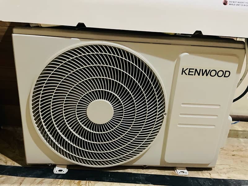 kENWOOD 1 ton hot and cool new condition non inverter 4