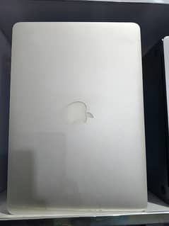 Apple MacBook Air 2017 i5 Ram 8GB 256 SSD with Original Charger