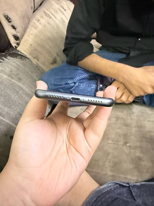 iphone11 (64 jv) 1