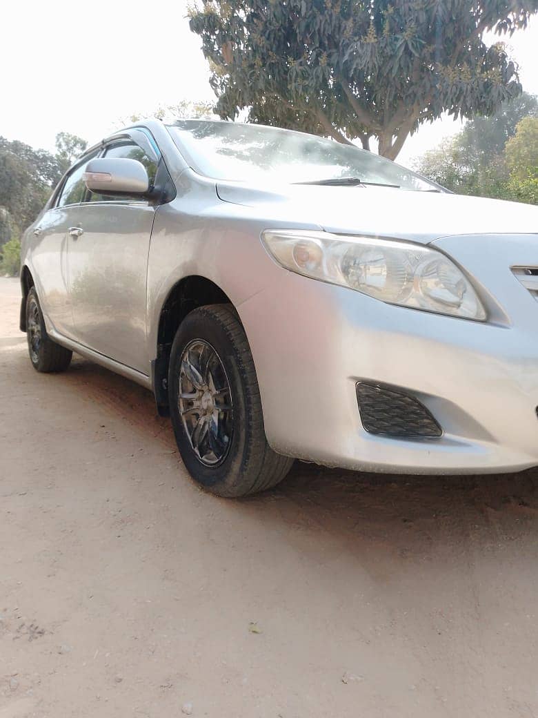 Toyota Corolla GLI 2010 urgent sale 1